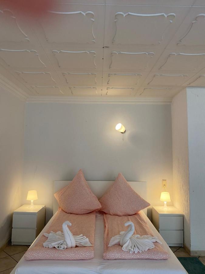 Central Shared Apartment, Friesenplatz Köln Ngoại thất bức ảnh