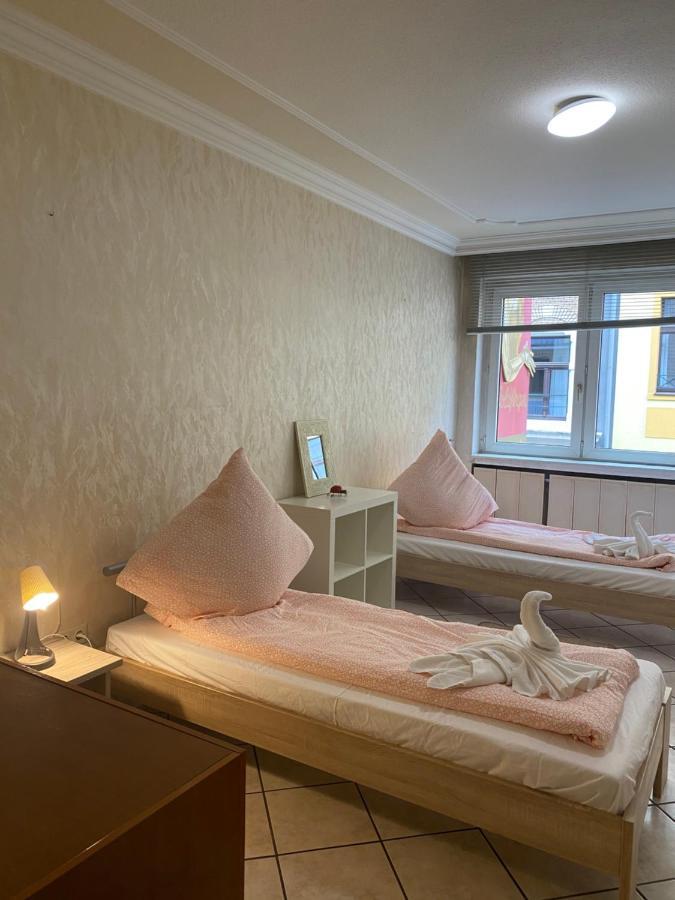 Central Shared Apartment, Friesenplatz Köln Ngoại thất bức ảnh