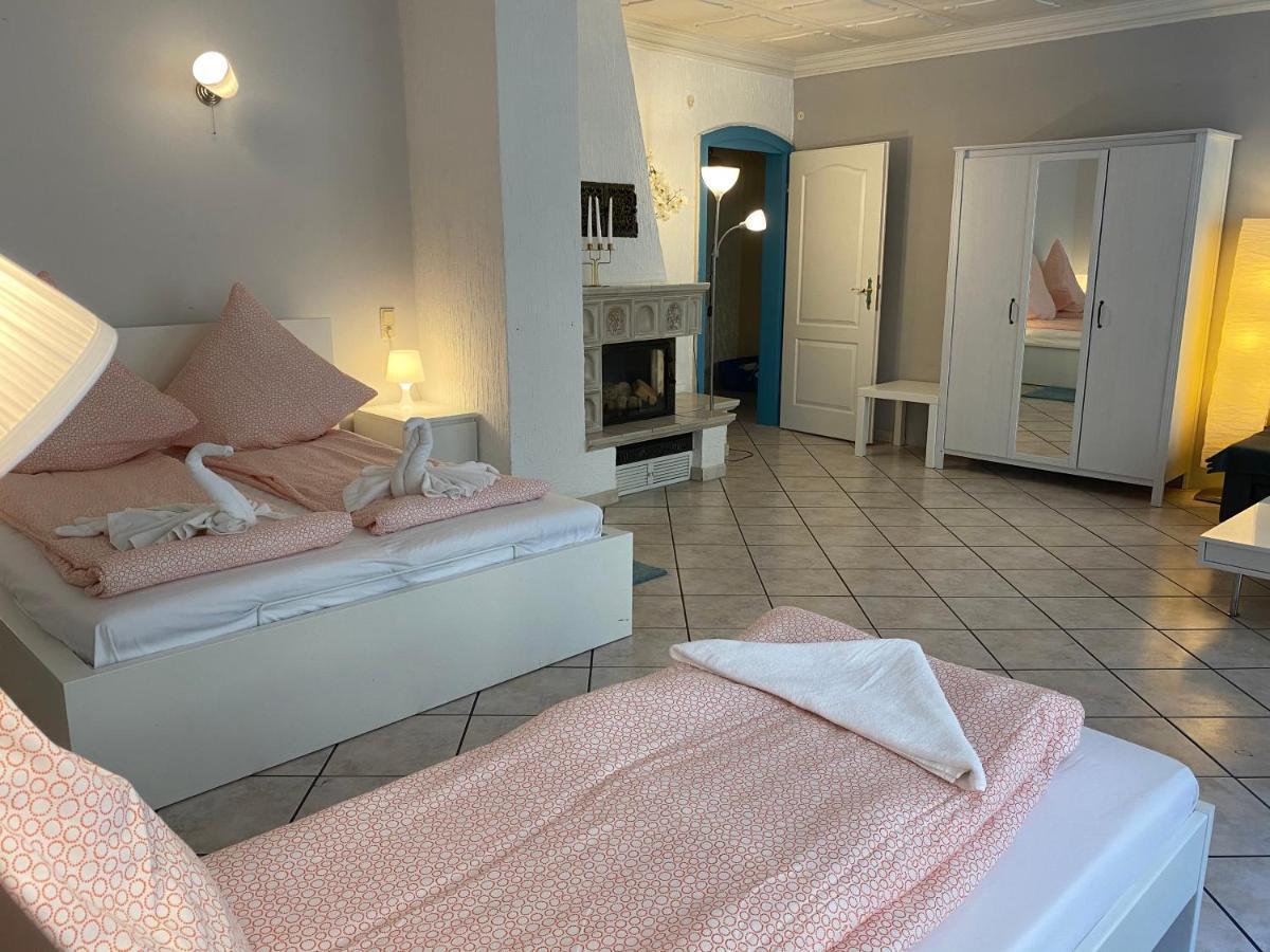 Central Shared Apartment, Friesenplatz Köln Ngoại thất bức ảnh