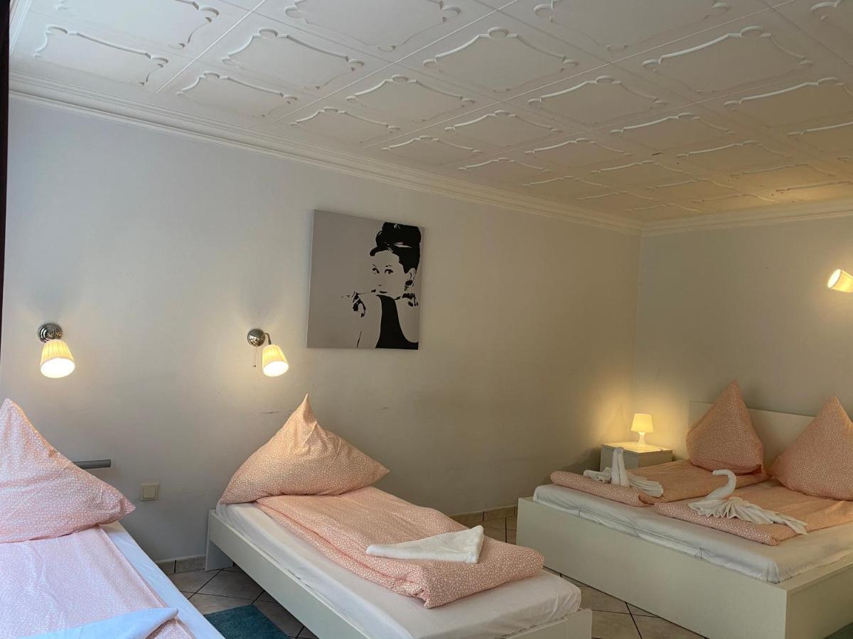 Central Shared Apartment, Friesenplatz Köln Ngoại thất bức ảnh