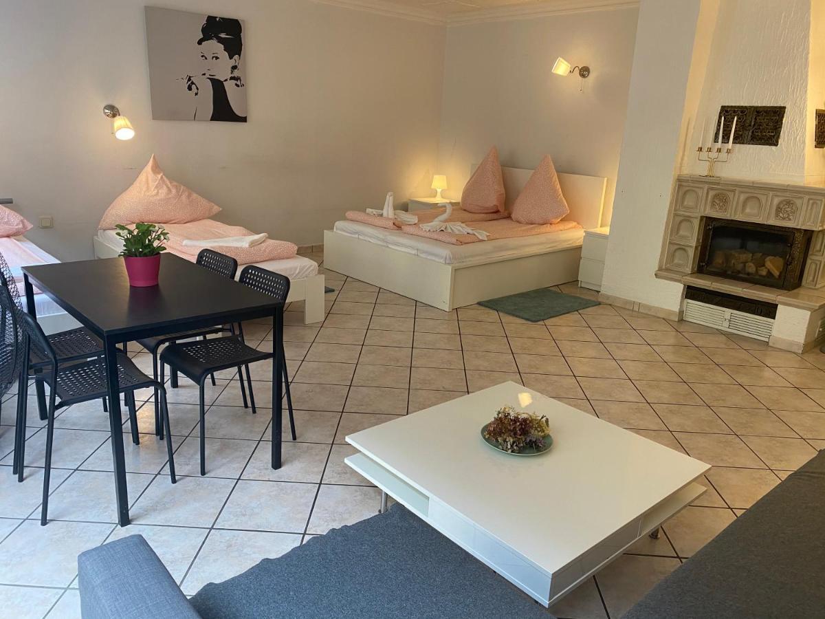 Central Shared Apartment, Friesenplatz Köln Ngoại thất bức ảnh