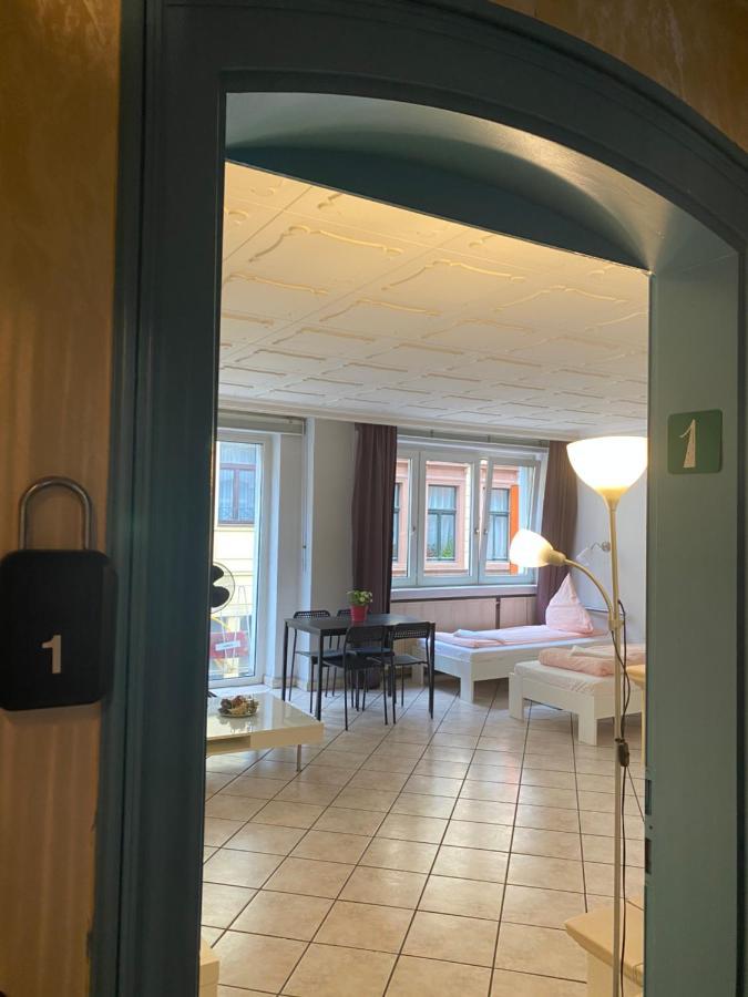 Central Shared Apartment, Friesenplatz Köln Ngoại thất bức ảnh