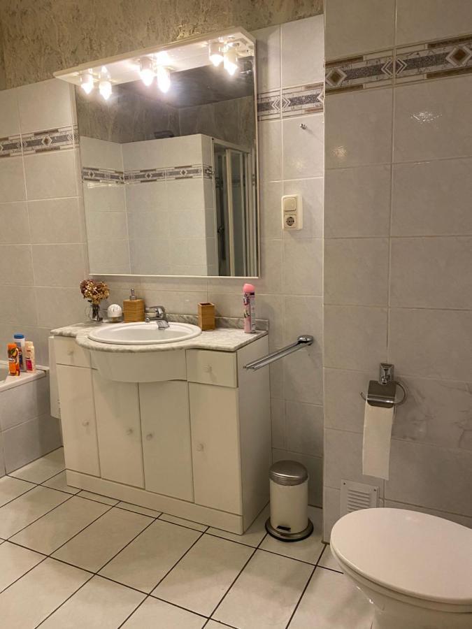 Central Shared Apartment, Friesenplatz Köln Ngoại thất bức ảnh